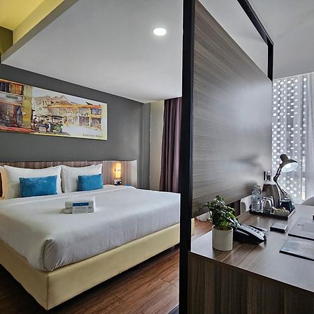 Days Hotel & Suites By Wyndham Kl - Chan Sow Lin Mrt Or Lrt Kuala Lumpur Zewnętrze zdjęcie
