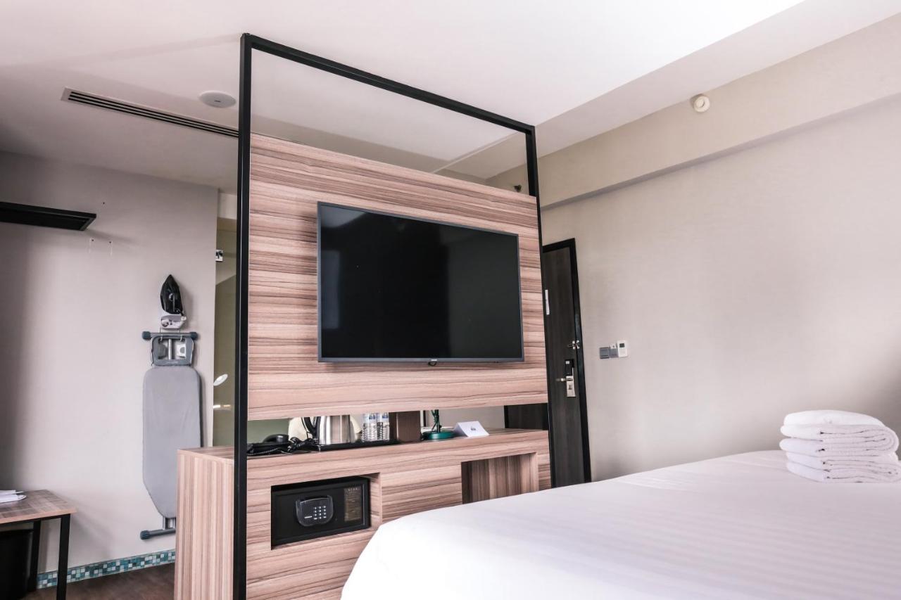 Days Hotel & Suites By Wyndham Kl - Chan Sow Lin Mrt Or Lrt Kuala Lumpur Zewnętrze zdjęcie