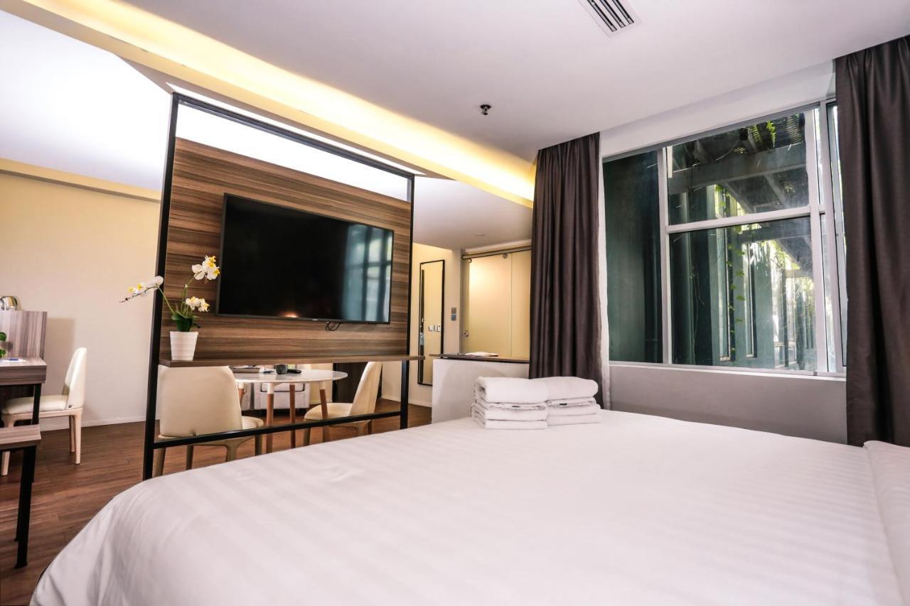 Days Hotel & Suites By Wyndham Fraser Business Park Kl Kuala Lumpur Zewnętrze zdjęcie