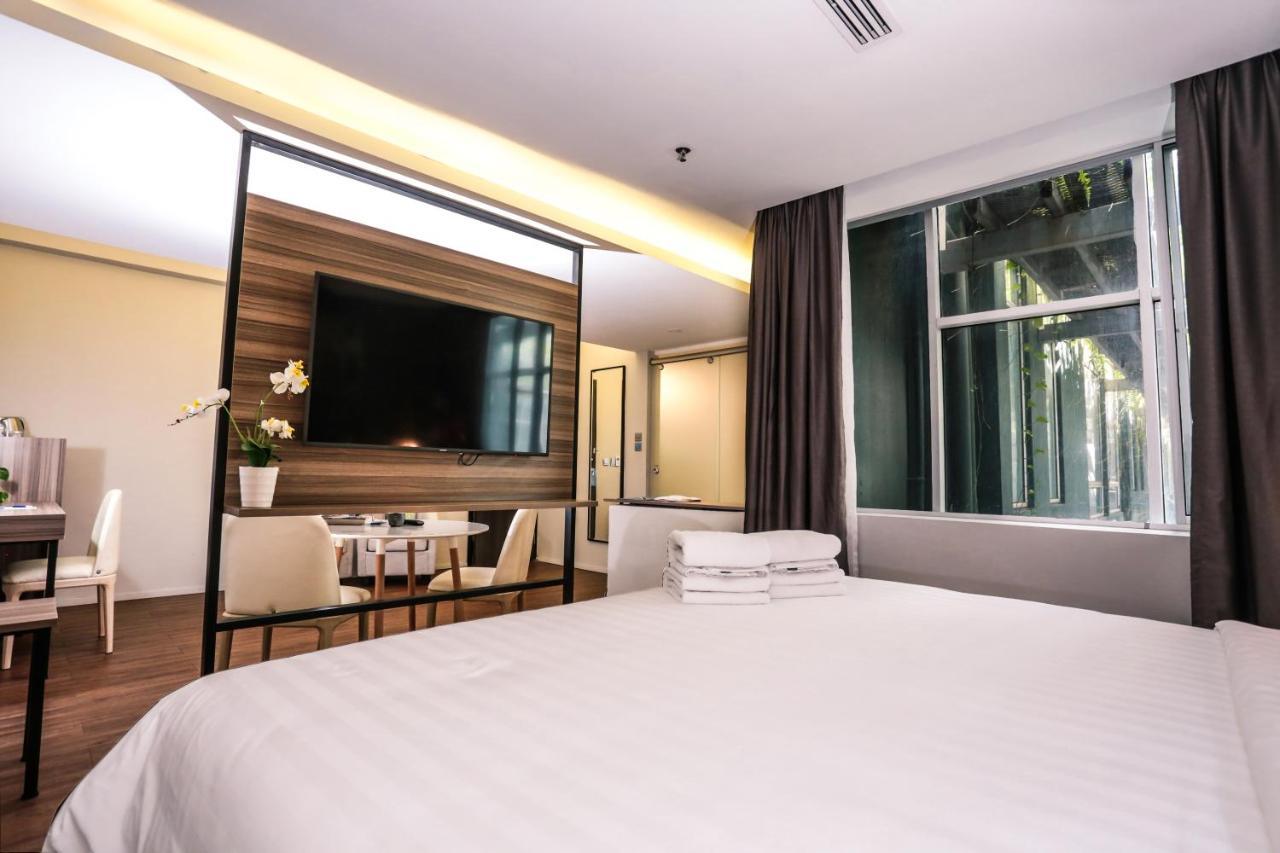 Days Hotel & Suites By Wyndham Kl - Chan Sow Lin Mrt Or Lrt Kuala Lumpur Zewnętrze zdjęcie