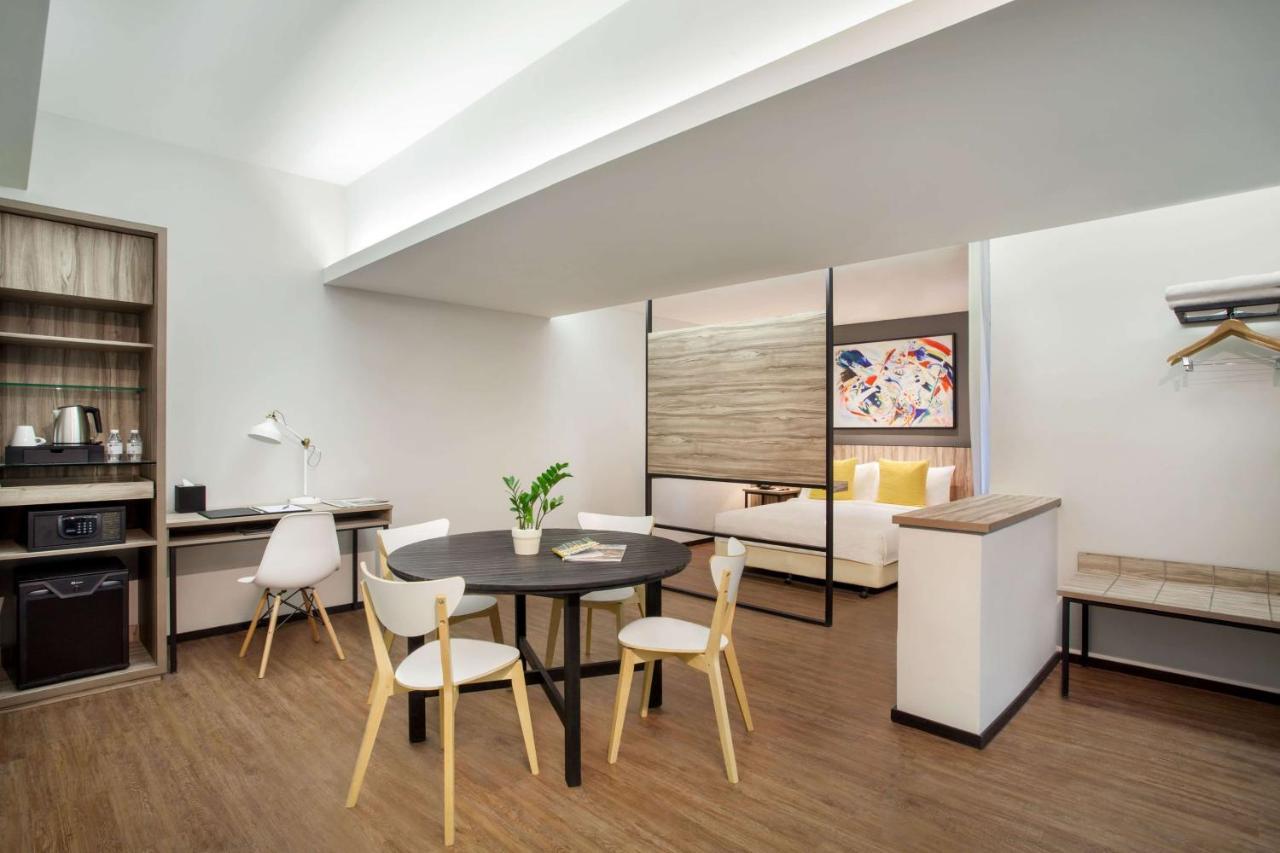Days Hotel & Suites By Wyndham Kl - Chan Sow Lin Mrt Or Lrt Kuala Lumpur Zewnętrze zdjęcie