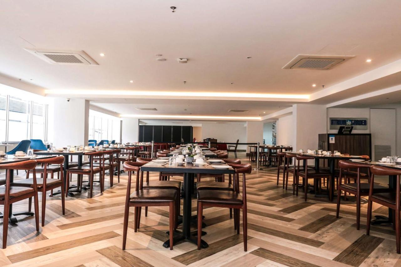 Days Hotel & Suites By Wyndham Kl - Chan Sow Lin Mrt Or Lrt Kuala Lumpur Zewnętrze zdjęcie