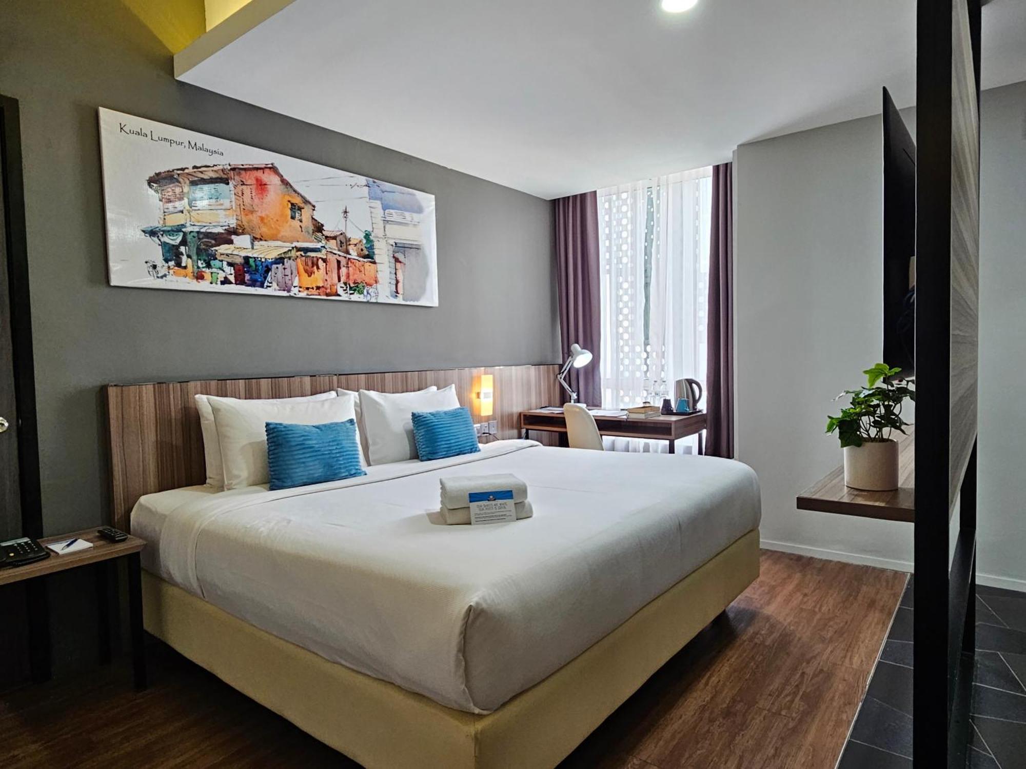 Days Hotel & Suites By Wyndham Kl - Chan Sow Lin Mrt Or Lrt Kuala Lumpur Zewnętrze zdjęcie