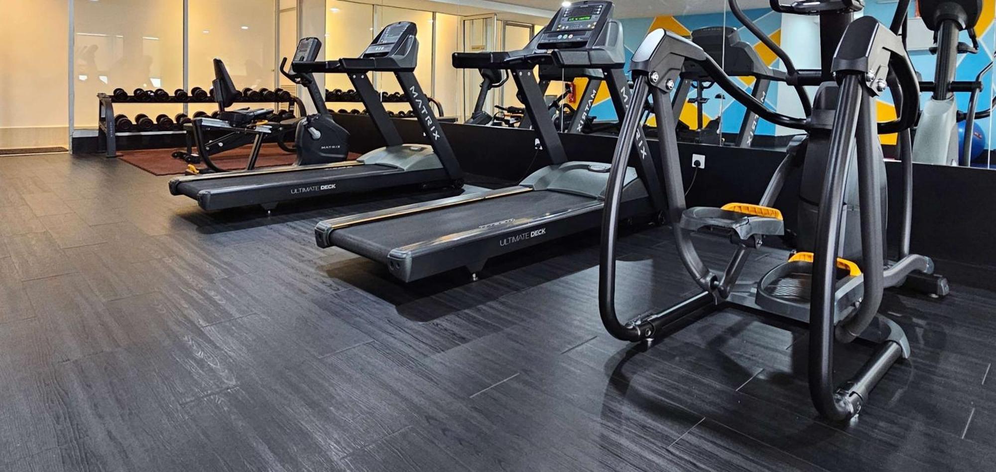 Days Hotel & Suites By Wyndham Kl - Chan Sow Lin Mrt Or Lrt Kuala Lumpur Zewnętrze zdjęcie